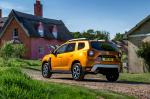 Dacia Duster Prestige 4WD 2018 года (UK)